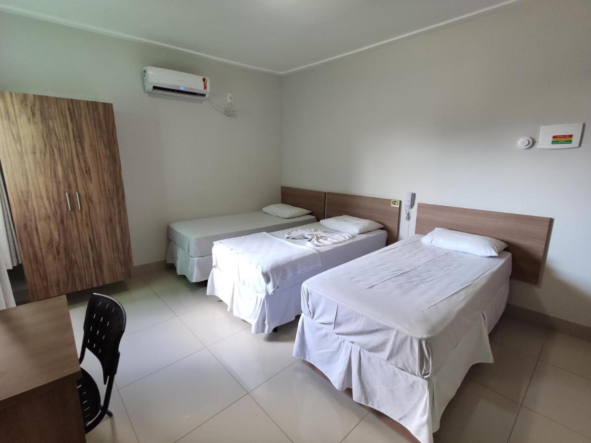 Cemarim Hotel Catalao Bagian luar foto
