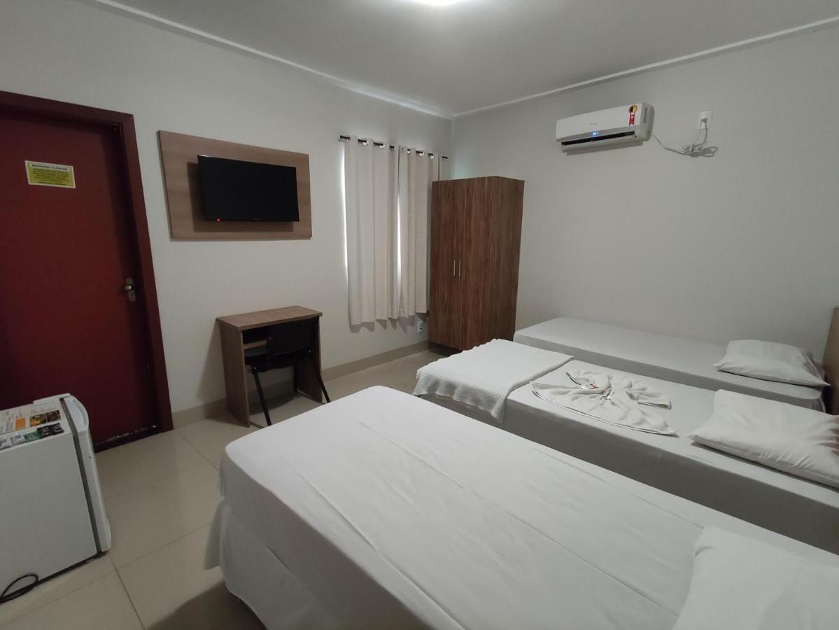 Cemarim Hotel Catalao Bagian luar foto