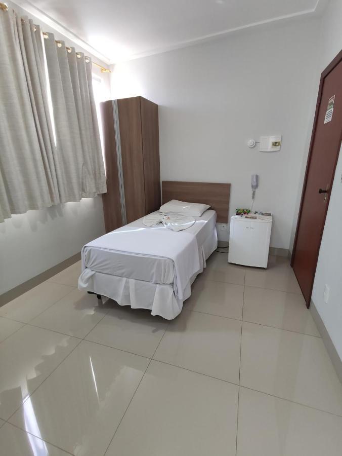 Cemarim Hotel Catalao Bagian luar foto