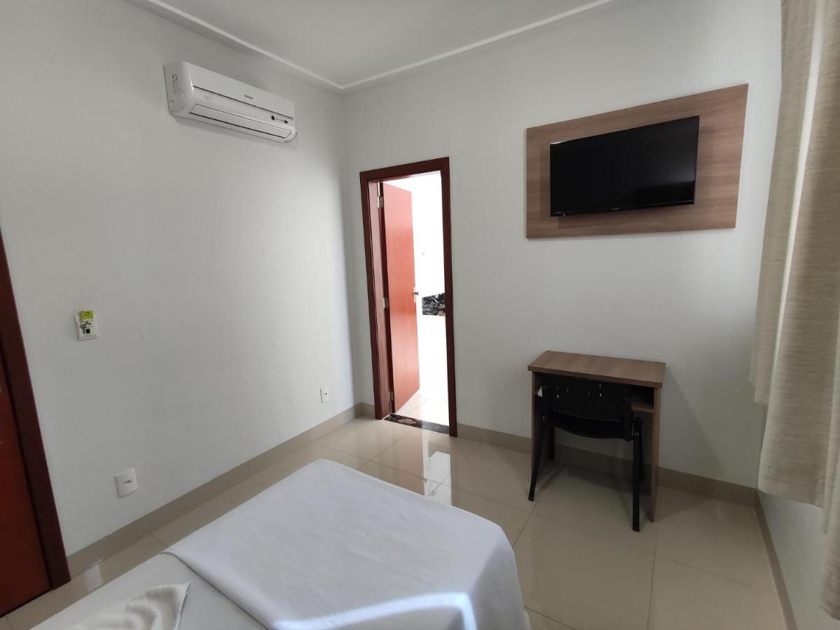 Cemarim Hotel Catalao Bagian luar foto