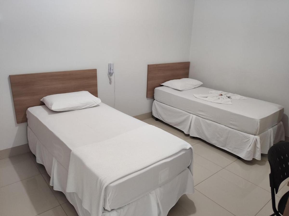 Cemarim Hotel Catalao Bagian luar foto